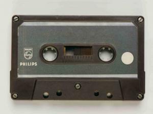 Philips Eine technische Sensation: Vor 50 Jahren stellt Philips die Compact Cassette auf der IFA vor, Bild 1 HiFi Eine technische Sensation: Vor 50 Jahren stellt Philips die Compact Cassette auf der IFA vor - News, Bild 1