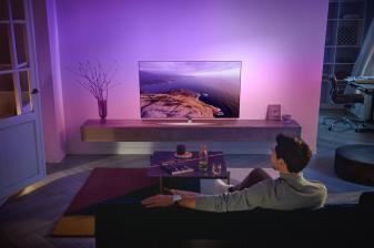 Philips OLED807: Neuer Philips-Fernseher mit OLED EX Panel - 30 Prozent mehr Helligkeit, Bild 1 TV OLED807: Neuer Philips-Fernseher mit OLED EX Panel - 30 Prozent mehr Helligkeit - News, Bild 1