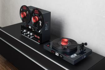 Marke: Revox Alice Cooper kooperiert mit Revox, Bild 1 Produktvorstellung Alice Cooper kooperiert mit Revox - News, Bild 1