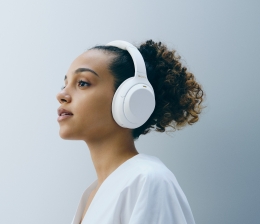 HiFi Noise Cancelling-Kopfhörer WH-1000XM4 von Sony in Silent White Edition feiert Premiere - News, Bild 1