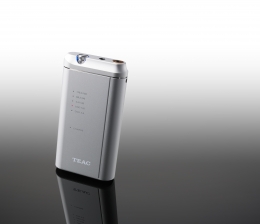 Teac Teacs neuer portabler Kopfhörerverstärker und USB-D/A-Wandler unterstützt auch DSD, Bild 1 HiFi Teacs neuer portabler Kopfhörerverstärker und USB-D/A-Wandler unterstützt auch DSD - News, Bild 1