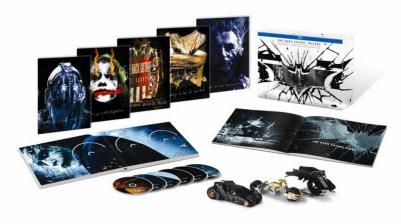 Warner Home Video THE DARK KNIGHT TRILOGY ULTIMATE COLLECTORS EDITION ab 4. Oktober 2013 auf Blu-ray erhältlich, Bild 1 Medien THE DARK KNIGHT TRILOGY ULTIMATE COLLECTORS EDITION ab 4. Oktober 2013 auf Blu-ray erhältlich - News, Bild 1