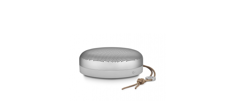 B&O Passt auf eine Hand: Beoplay A1 ist bisher kleinster Lautsprecher von B&O PLAY, Bild 1 HiFi Passt auf eine Hand: Beoplay A1 ist bisher kleinster Lautsprecher von B&O PLAY - News, Bild 1