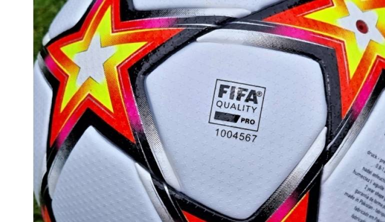 Marke: DAZN Neue DAZN-Rabatte mit Sky, MagentaTV und Waipu.tv, Bild 1 Car-Media Neue DAZN-Rabatte mit Sky, MagentaTV und Waipu.tv - News, Bild 1