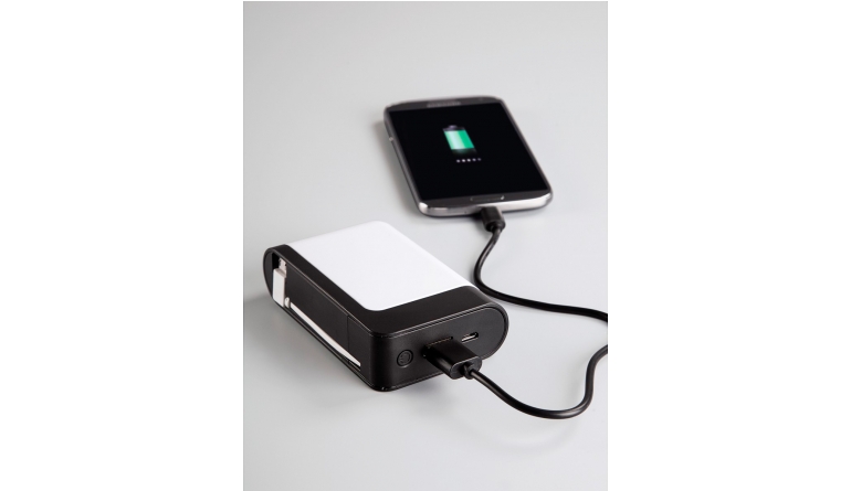 Hama Genug Strom für zwei: Hama-Powerbank betankt Smartphone-Duo parallel, Bild 1 mobile Devices Genug Strom für zwei: Hama-Powerbank betankt Smartphone-Duo parallel - News, Bild 1