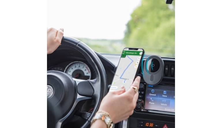 mobile Devices MagCharge Car FC15 von Hama: Das iPhone 12 kabellos und schnell im Auto laden - News, Bild 1
