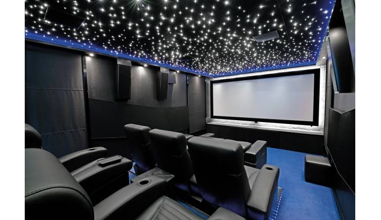Heimkino DARK-ROOM: Schwarzes 9.4.6-Dolby-Atmos-Kino mit Filmausstellung im Vorraum - News, Bild 1