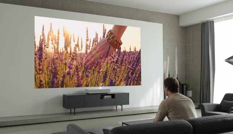 LG CES 2019: 4K-Kurzdistanzprojektor von LG mit Spracherkennung, Bild 1 Heimkino CES 2019: 4K-Kurzdistanzprojektor von LG mit Spracherkennung - News, Bild 1