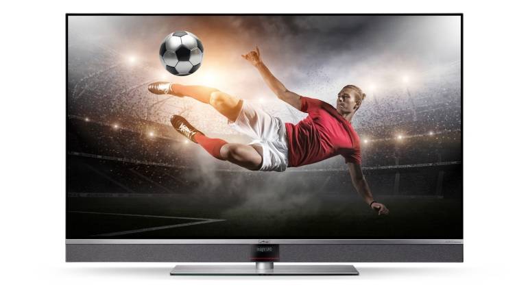 Car-Media Metz präsentiert limitiertes OLED-Sondermodell AURUS silverline 48“ zur Fußball-WM 2026 - News, Bild 1