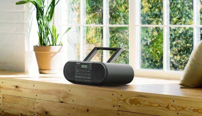 Panasonic CD, Radio und Bluetooth: Neue musikalische Multitalente von Panasonic, Bild 1 HiFi CD, Radio und Bluetooth: Neue musikalische Multitalente von Panasonic - News, Bild 1