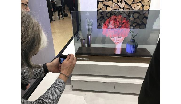 TV IFA 2017: Panasonic zeigt transparenten OLED-TV aus Glas - Noch ein Prototyp - News, Bild 1