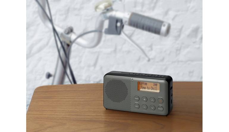 Sangean LC-Display und 30 Senderspeicher: Kompaktes Digitalradio von Sangean, Bild 1 HiFi LC-Display und 30 Senderspeicher: Kompaktes Digitalradio von Sangean - News, Bild 1