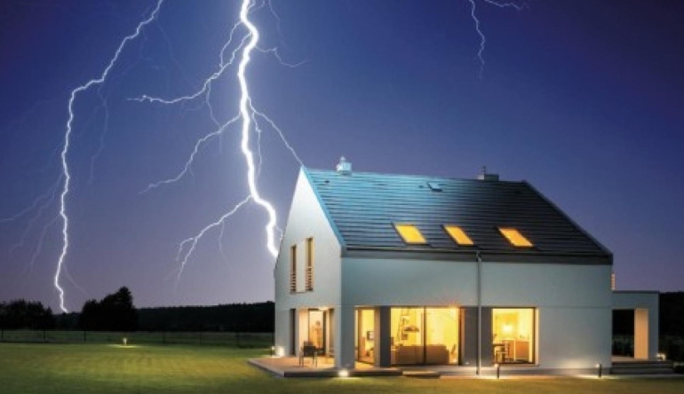Smart Home Sicherheit bei Gewitter: Der richtige Überspannungsschutz im smarten Haus - News, Bild 1