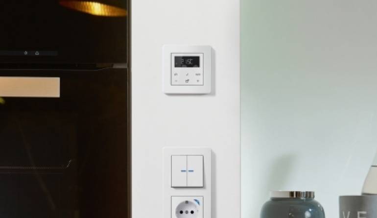 Marke: Smart-Home-System mit Bluetooth Mesh von Jung für 230-Volt-Elektroinstallation, Bild 1 Smart Home Smart-Home-System mit Bluetooth Mesh von Jung für 230-Volt-Elektroinstallation - News, Bild 1