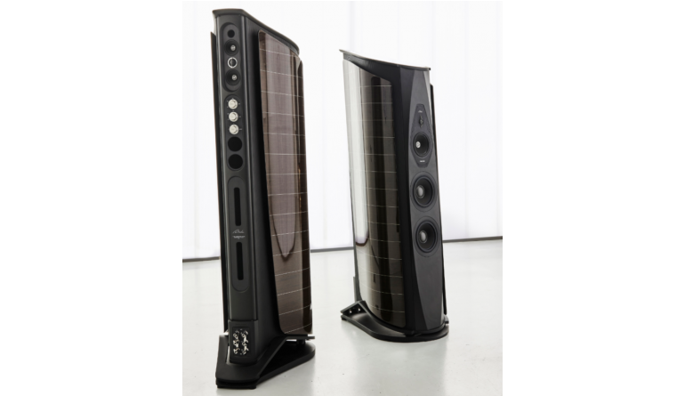 Sonus Faber Kein Schnäppchen: Neue Flaggschiff-Lautsprecher Aida von Sonus faber kosten knapp 100.000 Euro, Bild 1 High-End Kein Schnäppchen: Neue Flaggschiff-Lautsprecher Aida von Sonus faber kosten knapp 100.000 Euro - News, Bild 1