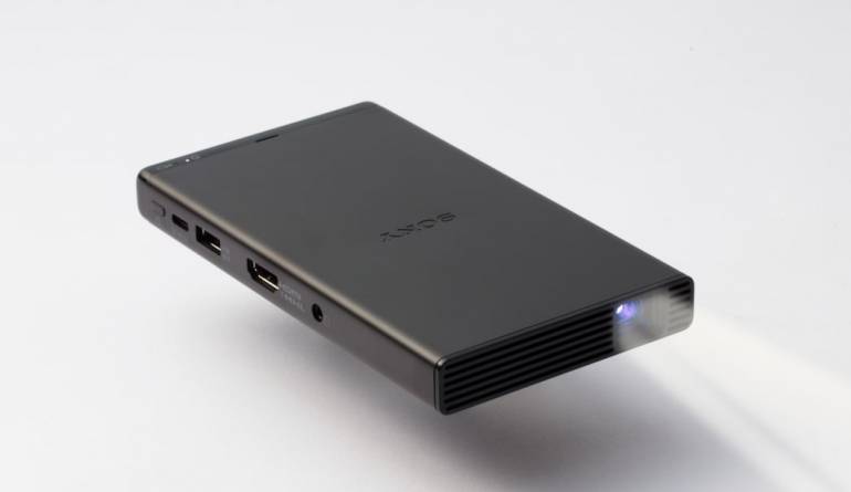 Sony 280 Gramm leicht, so klein wie eine Hand: Neuer portabler Beamer von Sony, Bild 1 Heimkino 280 Gramm leicht, so klein wie eine Hand: Neuer portabler Beamer von Sony - News, Bild 1