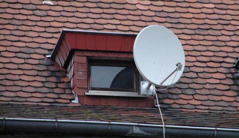 Marke: Zeit für den Herbst-Check: So richten Sie Ihre Sat-Antenne wieder optimal aus, Bild 1 TV Zeit für den Herbst-Check: So richten Sie Ihre Sat-Antenne wieder optimal aus - News, Bild 1