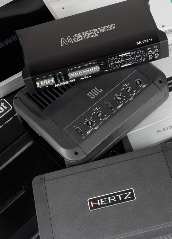 Vergleichstest: 9 Vierkanalendstufen ab 140 Euro, Bild 1 Car-HiFi Endstufe 4-Kanal: 9 Vierkanalendstufen ab 140 Euro, Bild 1