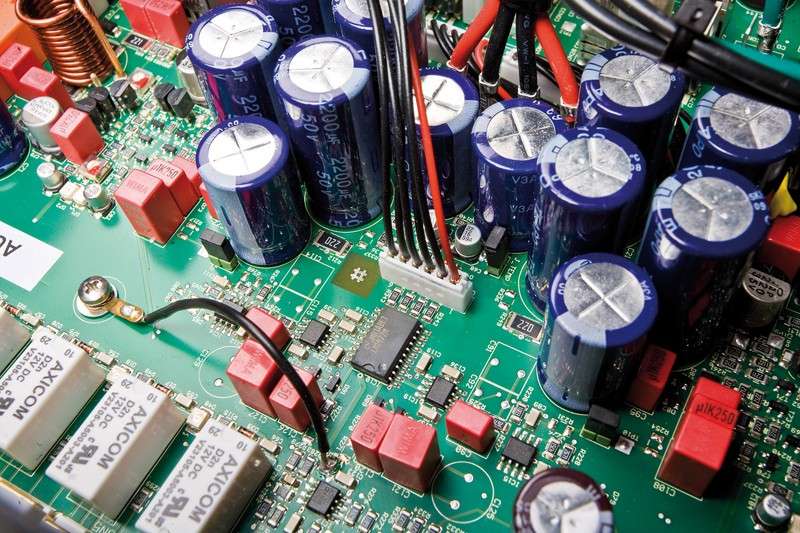 Systemtest: Aurum A5, Aurum C5, Bild 5 Vollverstärker Aurum A5, Aurum C5 im Test , Bild 5