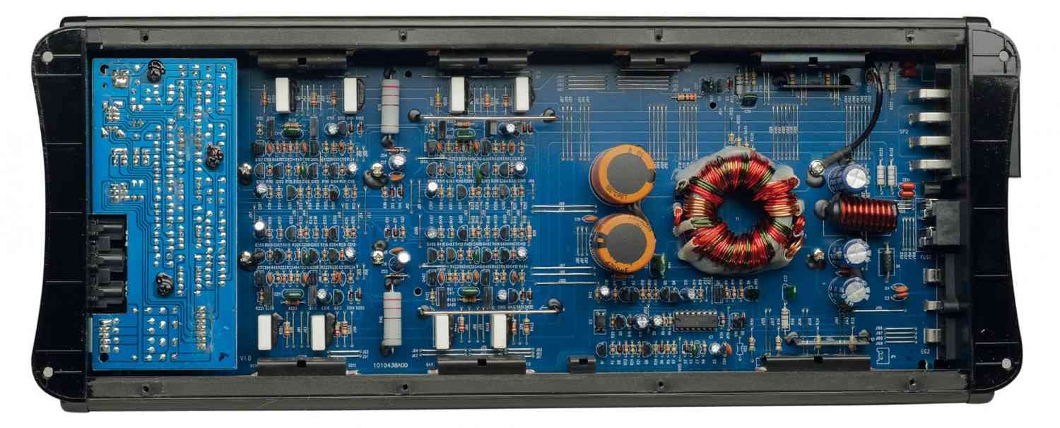 Serientest: Spectron SP-N1507, Spectron SP-N2207, Spectron SP-N4107, Bild 5 Car-HiFi Endstufe Mono Spectron SP-N1507, Spectron SP-N2207, Spectron SP-N4107 im Test , Bild 5