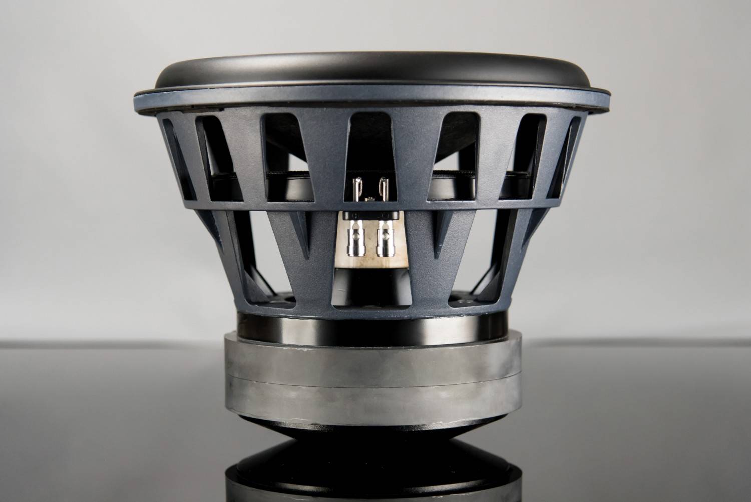 Serientest: SV Sound PB-4000, SV Sound SB-4000, Bild 3 Subwoofer (Home) SV Sound PB-4000, SV Sound SB-4000 im Test , Bild 3