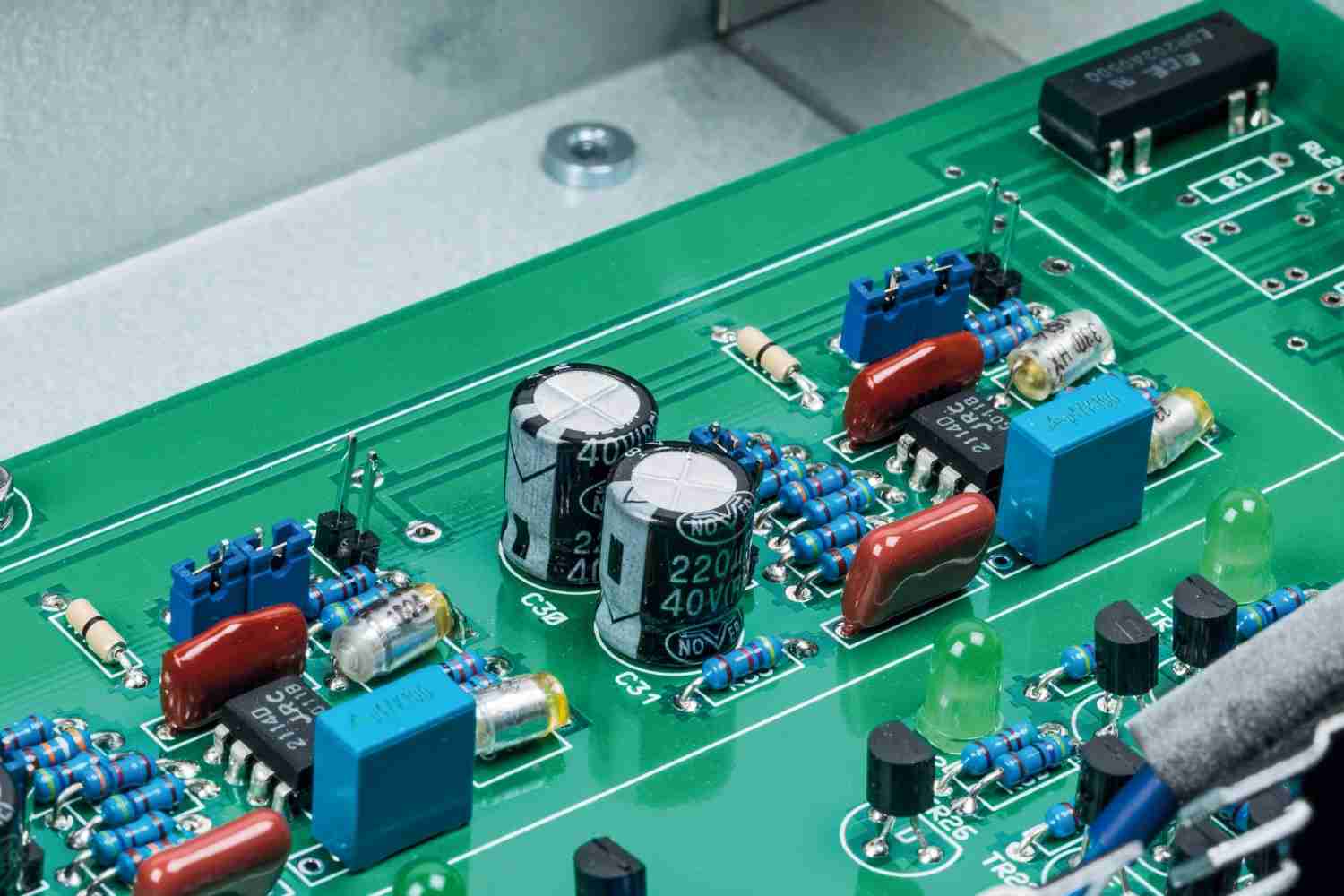 Serientest: ATC CA2 mk II, ATC P2, ATC SCM40, Bild 16 Stereovorstufen ATC CA2 mk II, ATC P2, ATC SCM40 im Test , Bild 16