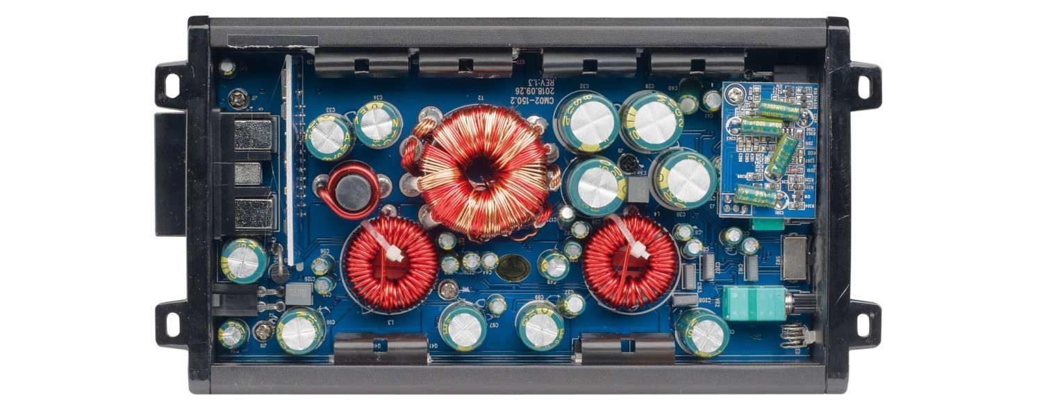 Serientest: Axton A200, Axton A400, Axton A500, Bild 12 Car HiFi Endstufe Multikanal Axton A200, Axton A400, Axton A500 im Test , Bild 12
