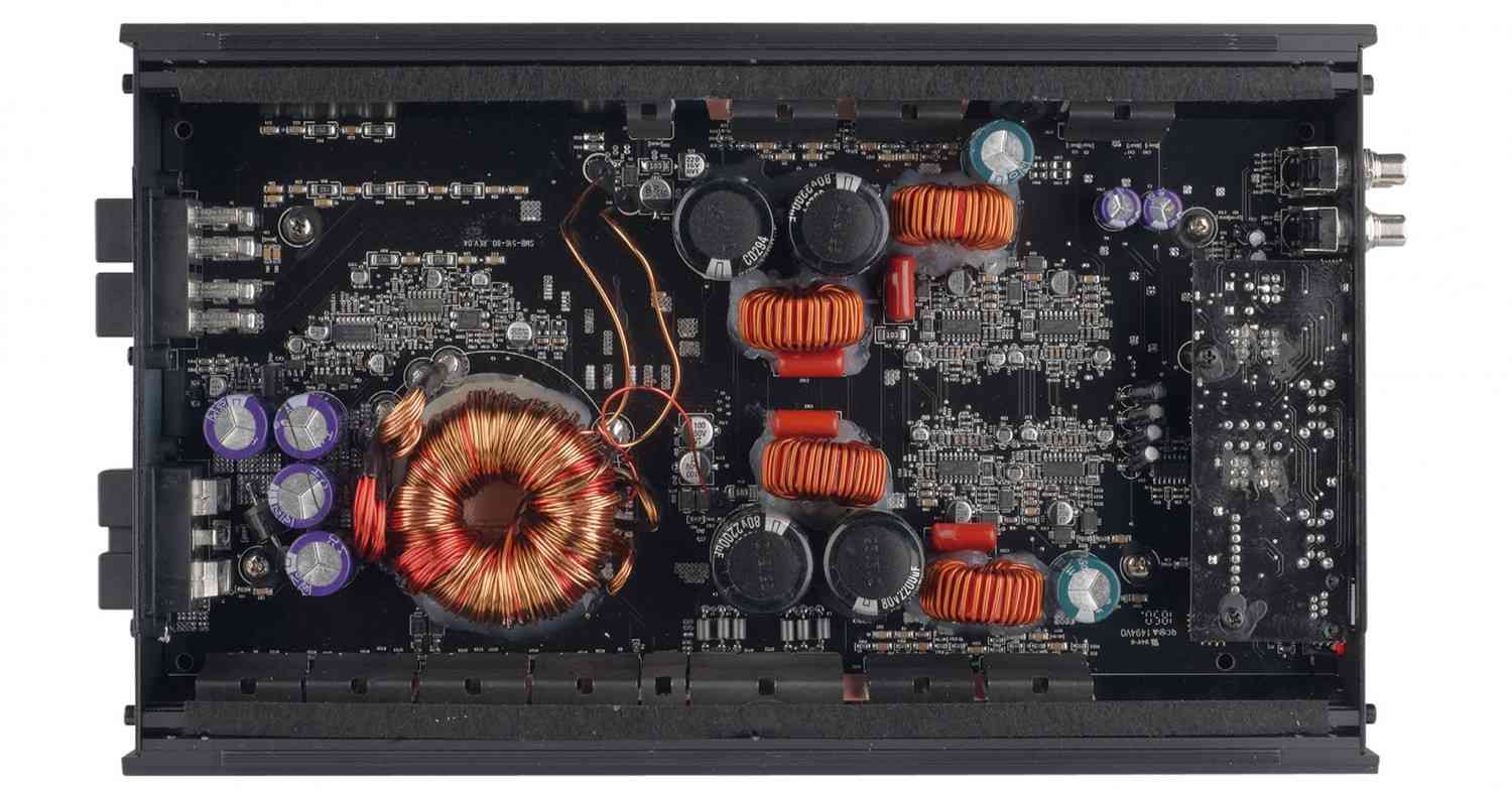 Serientest: Emphaser EA-M4, Emphaser EA-M4X, Bild 3 Car-HiFi Endstufe 4-Kanal Emphaser EA-M4, Emphaser EA-M4X im Test , Bild 3