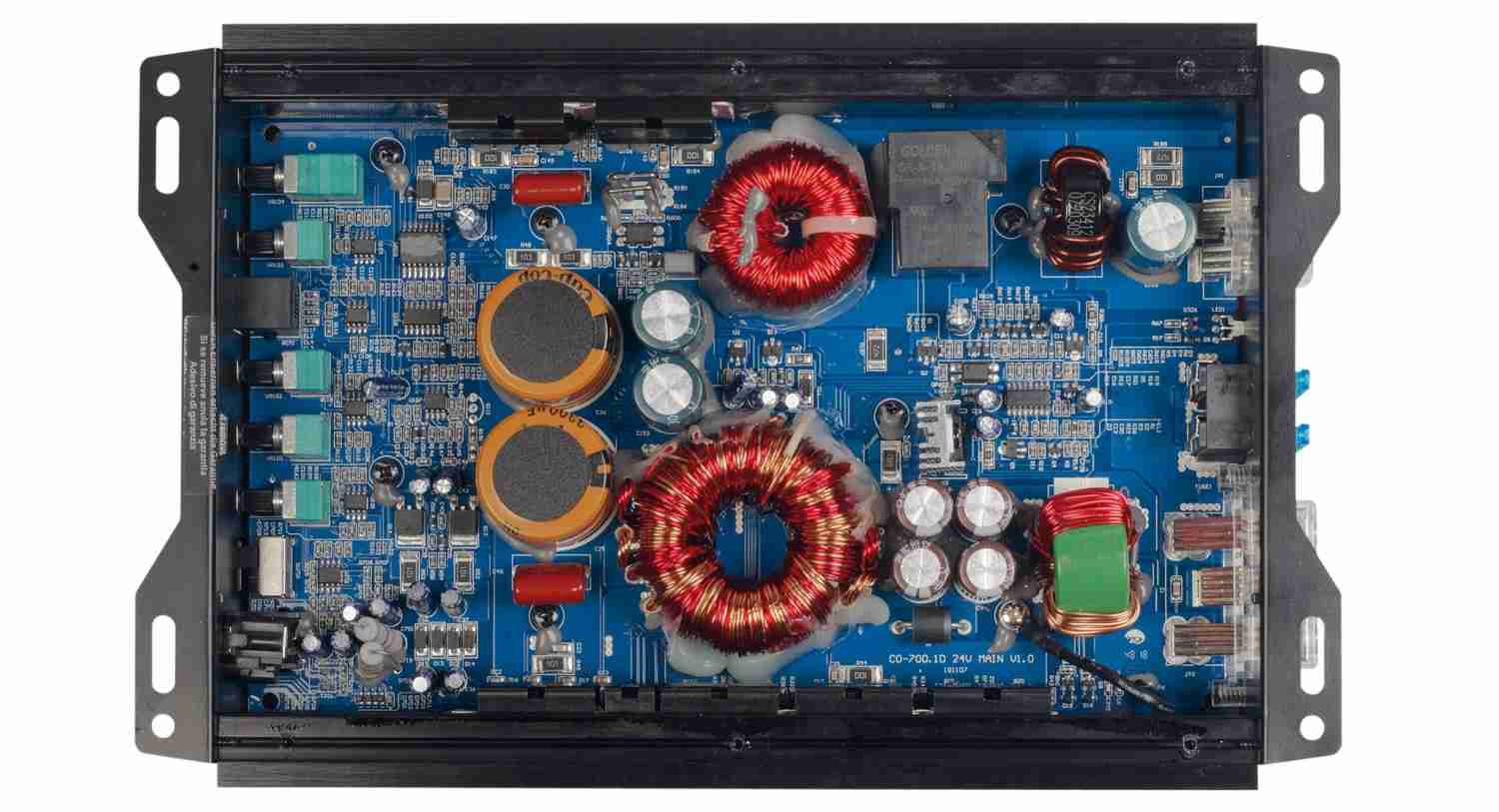 Serientest: Audio System CO-700.1 D 24V, Audio System CO-70.4 24V, Bild 2 Car-HiFi Endstufe Mono Audio System CO-700.1 D 24V, Audio System CO-70.4 24V im Test , Bild 2