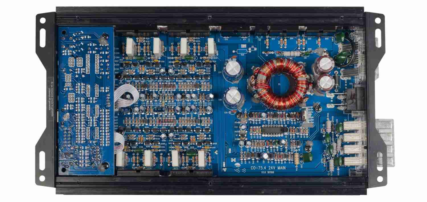 Serientest: Audio System CO-700.1 D 24V, Audio System CO-70.4 24V, Bild 3 Car-HiFi Endstufe Mono Audio System CO-700.1 D 24V, Audio System CO-70.4 24V im Test , Bild 3