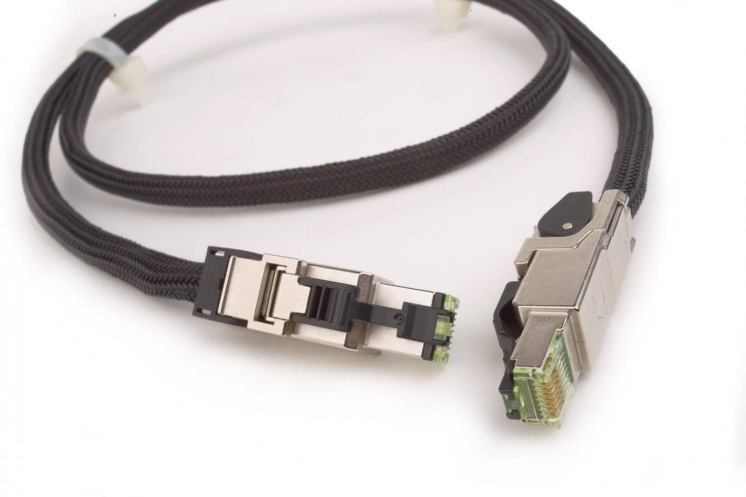 Serientest: Acoustic Revive R-AU 1 und R-AL 1, Acoustic Revive LAN-1.0 und USB-1.0, Bild 3 Zubehör HiFi Acoustic Revive R-AU 1 und R-AL 1, Acoustic Revive LAN-1.0 und USB-1.0 im Test , Bild 3