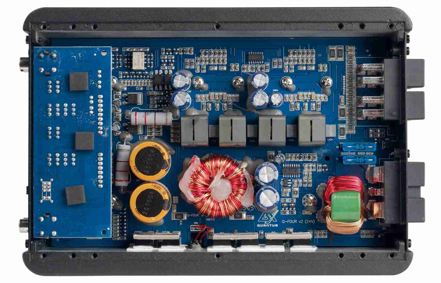 Systemtest: ESX Q-Four v2 24V, ESX Q-One v2 24V, Bild 2 Car-HiFi Endstufe 4-Kanal ESX Q-Four v2 24V, ESX Q-One v2 24V im Test , Bild 2