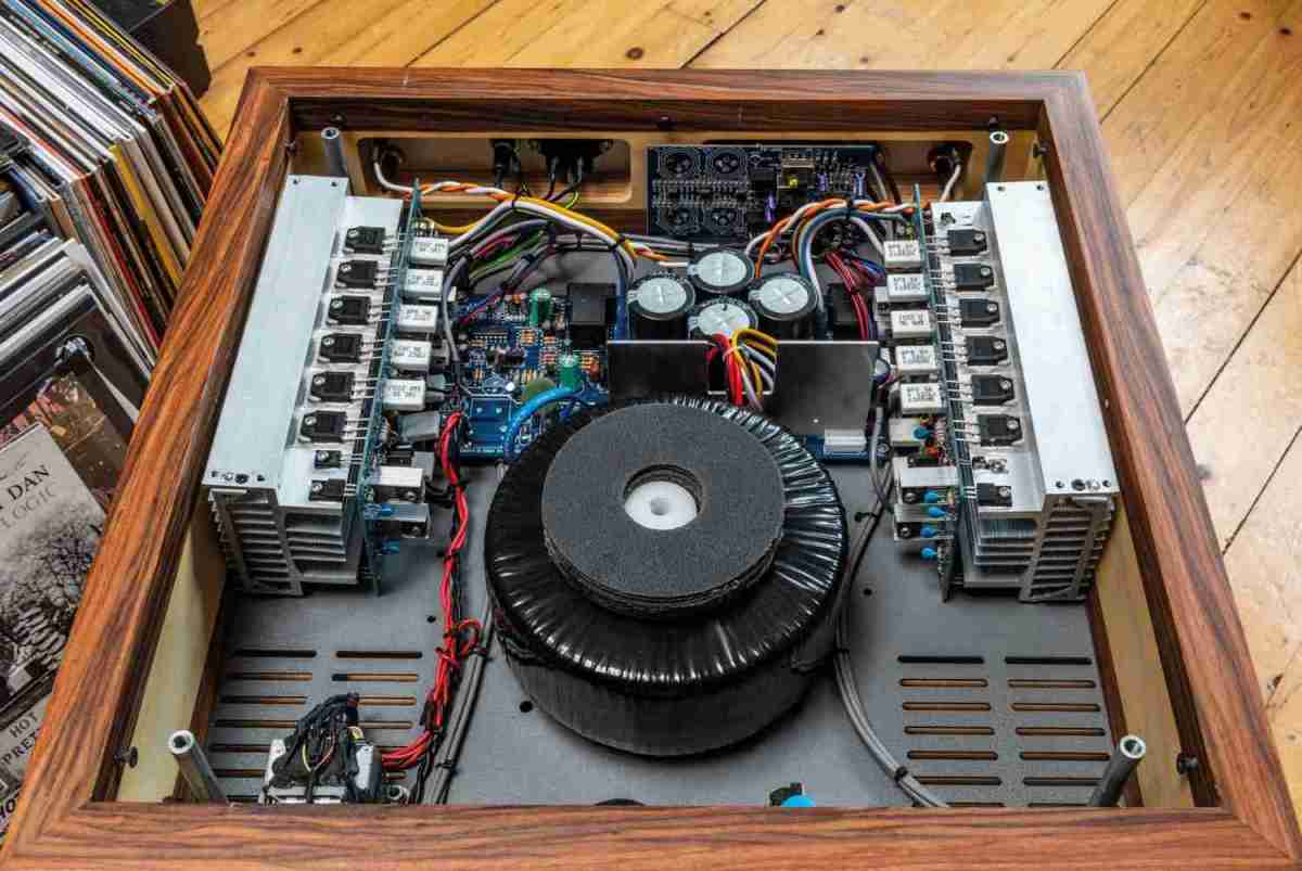 Systemtest: Thivan Labs Lion 805, Thivan Labs S-5, Thivan Labs Grand Horn, Bild 15 Röhrenverstärker Thivan Labs Lion 805, Thivan Labs S-5, Thivan Labs Grand Horn im Test , Bild 15
