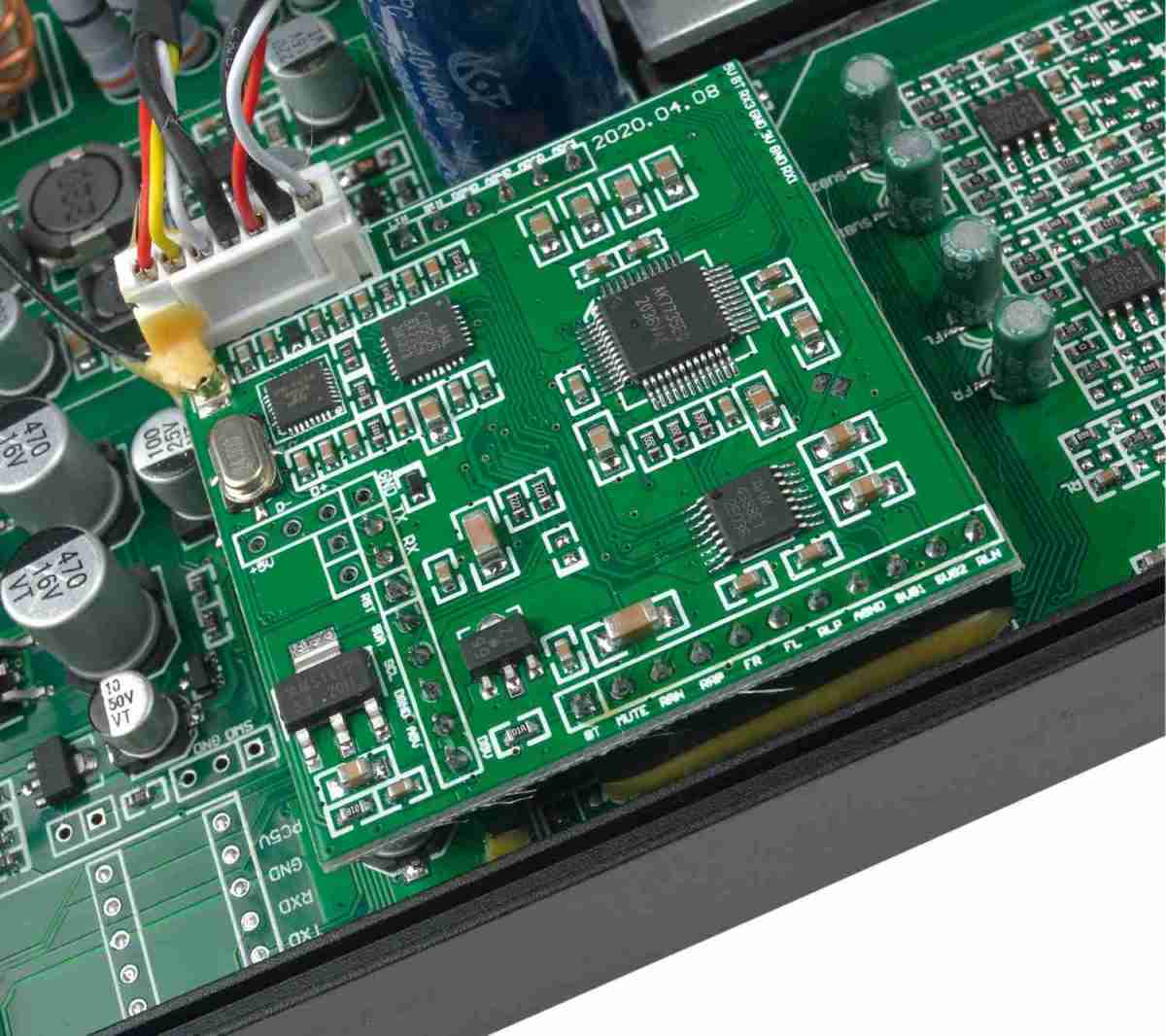 Serientest: Axton A542DSP, Axton A592DSP, Axton ATB50, Bild 13 In-Car Endstufe 4-Kanal Axton A542DSP, Axton A592DSP, Axton ATB50 im Test , Bild 13
