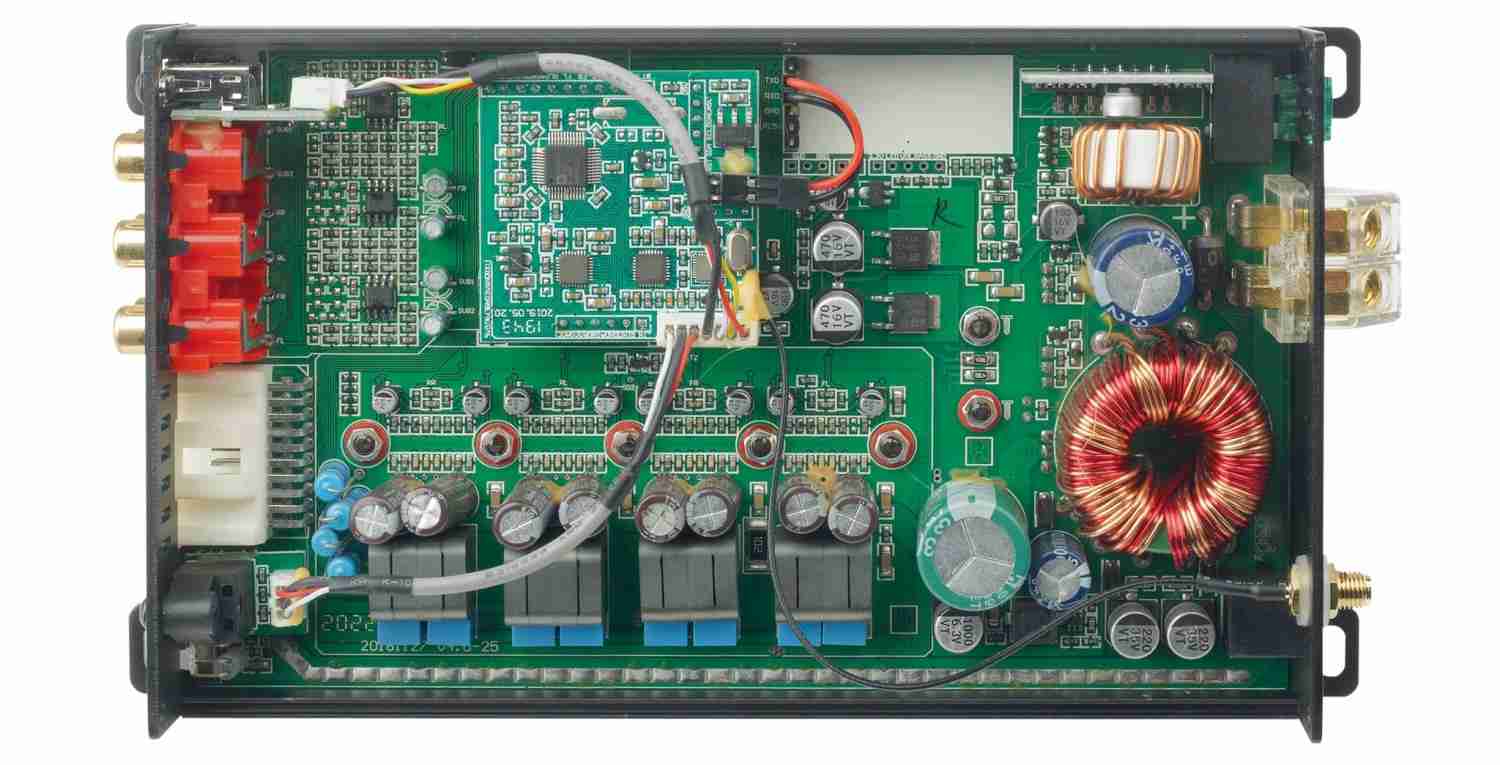 Serientest: Axton A542DSP, Axton A592DSP, Axton ATB50, Bild 15 In-Car Endstufe 4-Kanal Axton A542DSP, Axton A592DSP, Axton ATB50 im Test , Bild 15