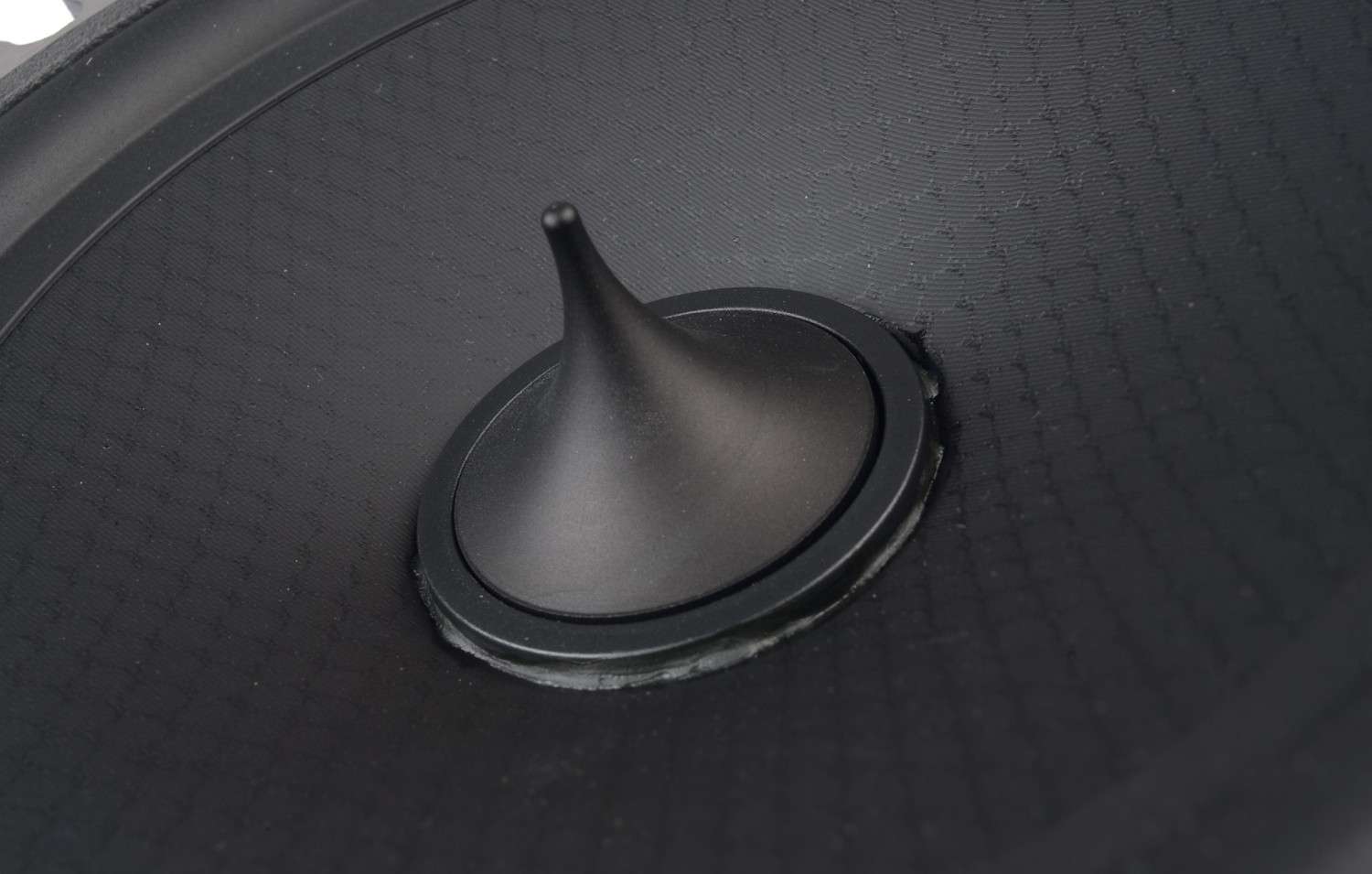 Serientest: Audio System HX 100 Phase Evo3, Audio System HX 130 Phase Evo3, Audio System HX 165 Phase Evo3, Bild 8 In-Car-Lautsprecher 10cm Audio System HX 100 Phase Evo3, Audio System HX 130 Phase Evo3, Audio System HX 165 Phase Evo3 im Test , Bild 8