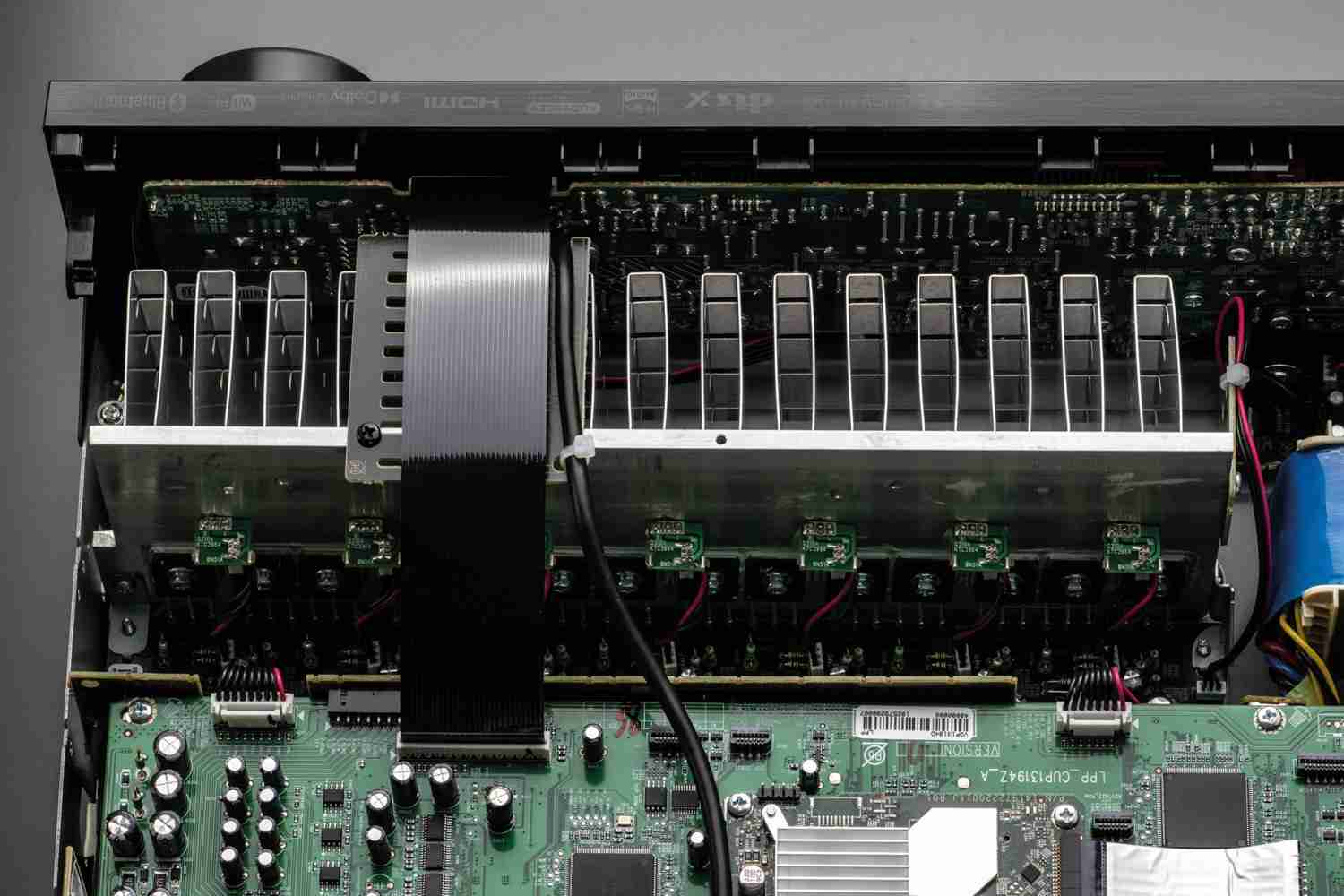 Günstig und stark: AV-Receiver Denon AVR-X1700H: Denon AVR-X1700H, Bild 8 AV-Receiver Denon AVR-X1700H im Test, Bild 8