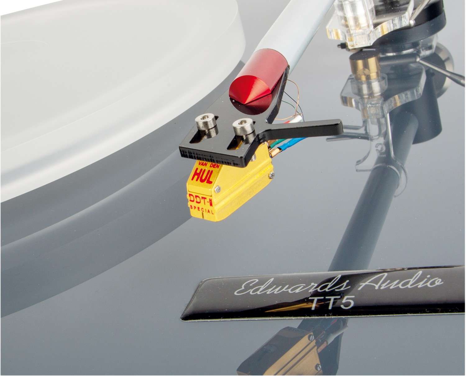 Vielschichtig: Edwards Audio TT5a, Bild 11 Plattenspieler Edwards Audio TT5a im Test, Bild 11