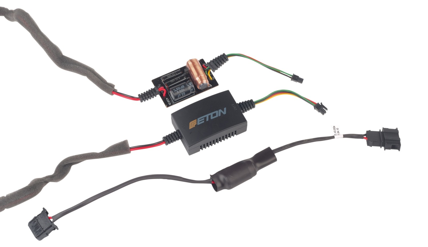 Eton UG VW T5 F3.2 – Dreiwege-Sound im VW Bus T5: Eton UG VW T5 F3.2, Bild 4 In-Car Lautsprecher fahrzeugspezifisch Eton UG VW T5 F3.2 im Test, Bild 4