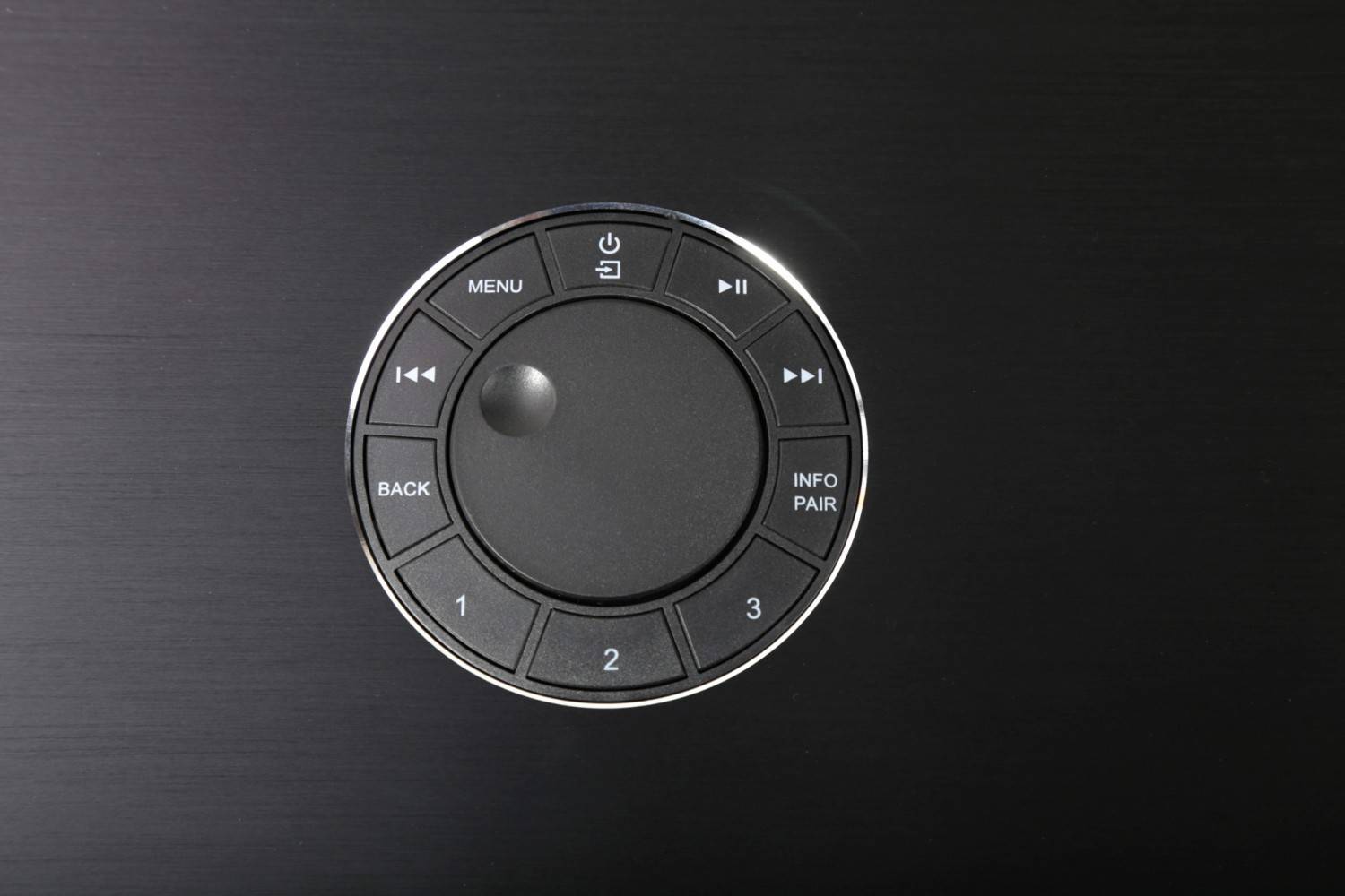 Soundmaster EliteLine ICD2080SW – Einer für alles: Soundmaster EliteLine ICD2080SW, Bild 4 All-in-one-System Soundmaster EliteLine ICD2080SW im Test, Bild 4