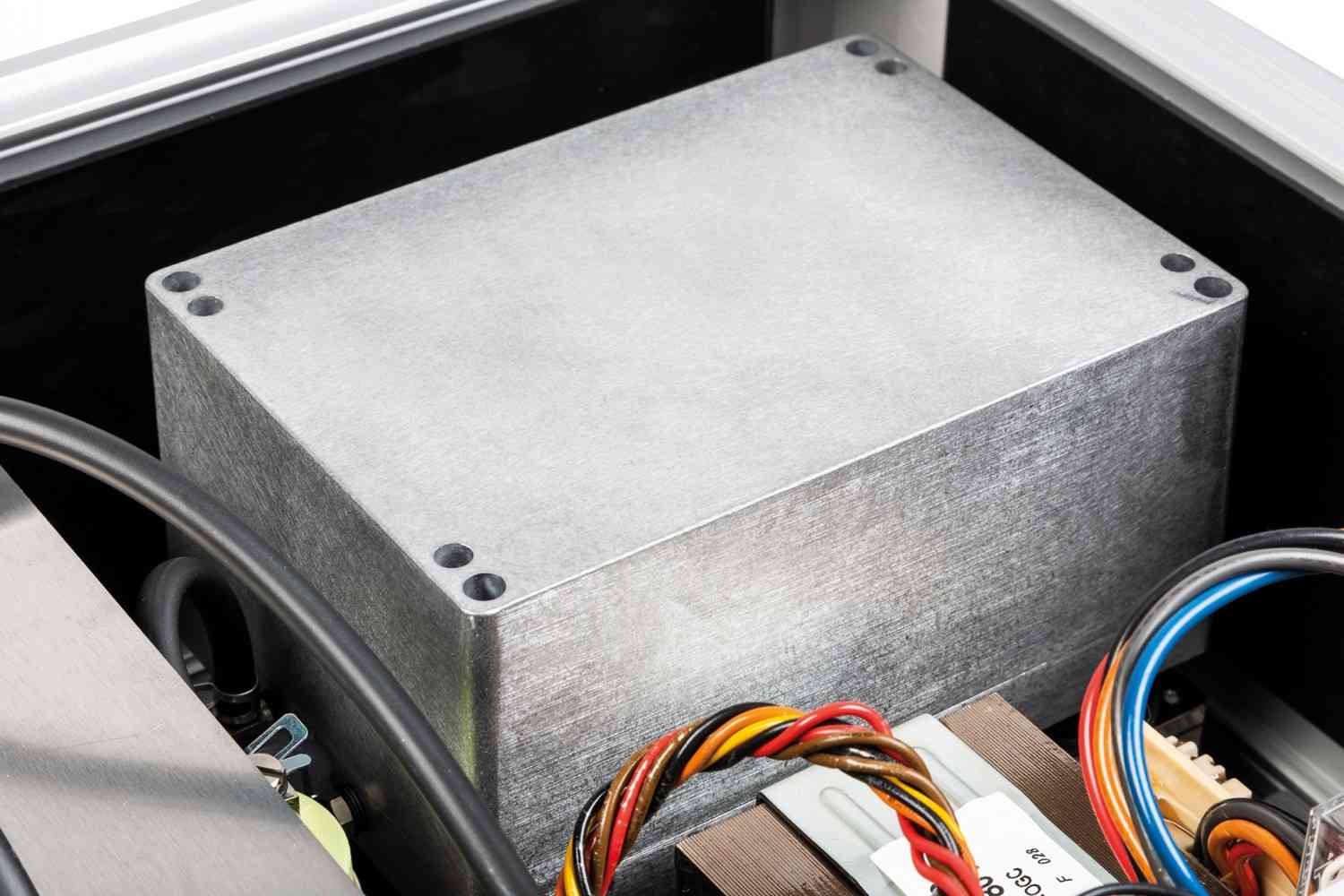 TechDAS legt beim kleinsten Plattenspielermodell nach: TechDas Air Force V Premium, Bild 5 Plattenspieler TechDas Air Force V Premium im Test, Bild 5