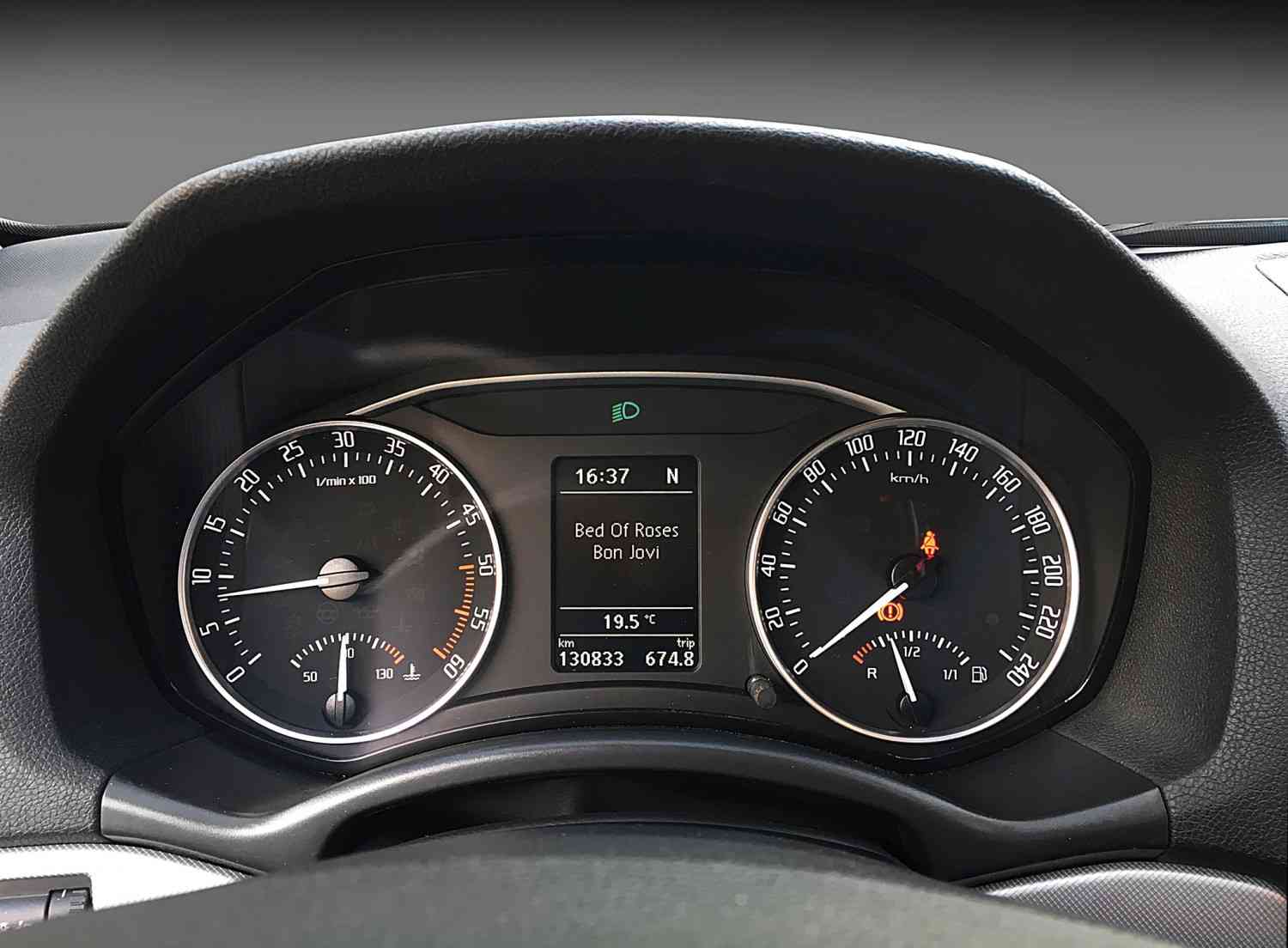 Bildschirmradio für VW: Zenec Z-E2055, Bild 16 Moniceiver Zenec Z-E2055 im Test, Bild 16