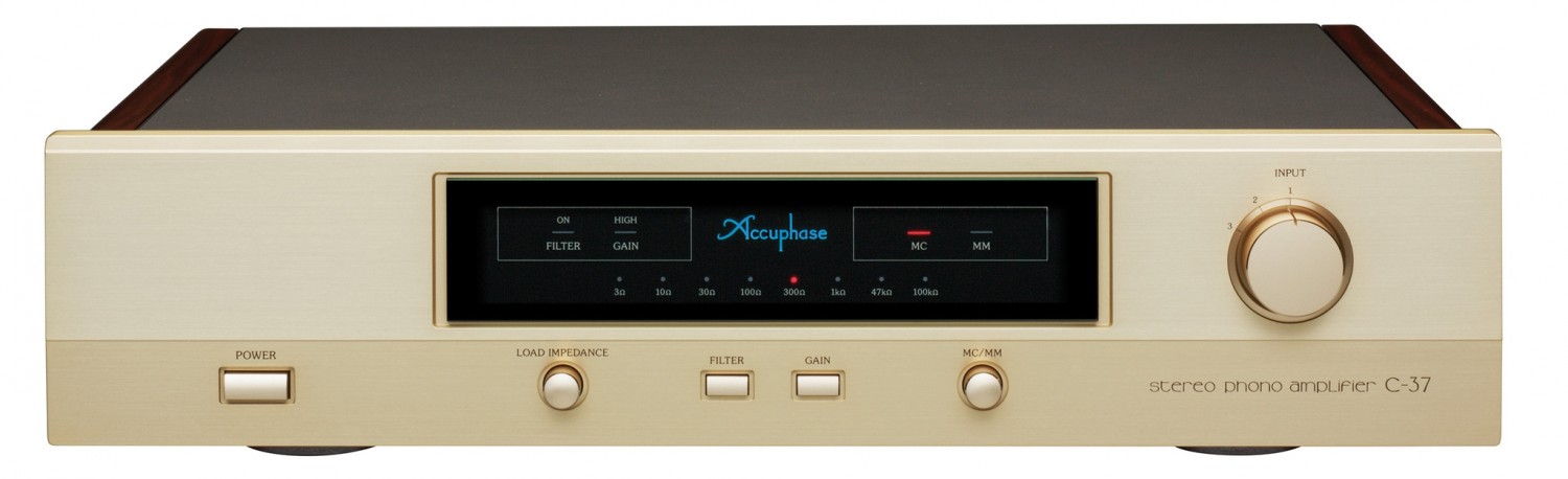 Phono Vorstufen Accuphase C-37 im Test, Bild 2