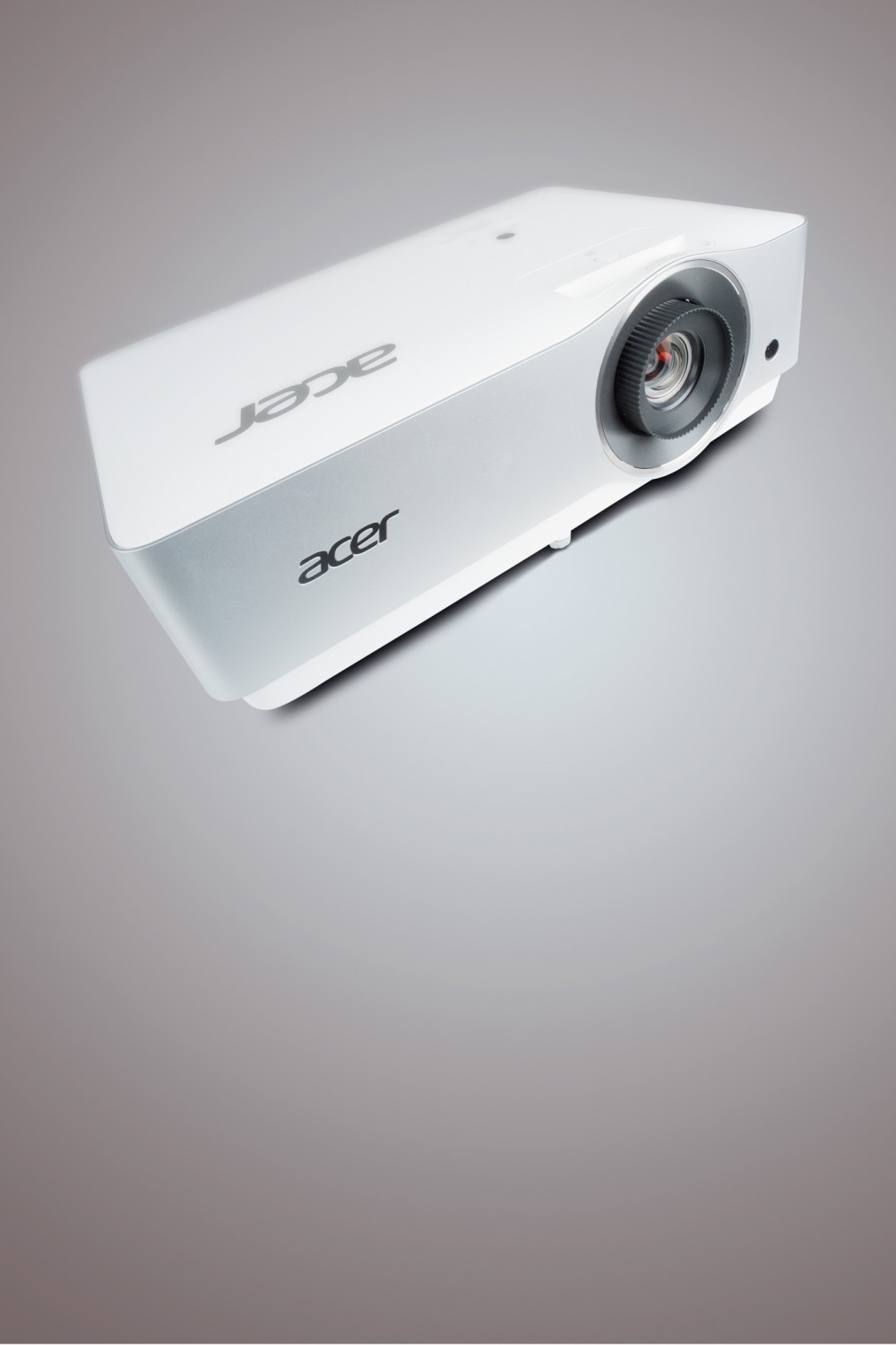 Dauerbrenner: Acer VL7860, Bild 1 Beamer Acer VL7860 im Test, Bild 1