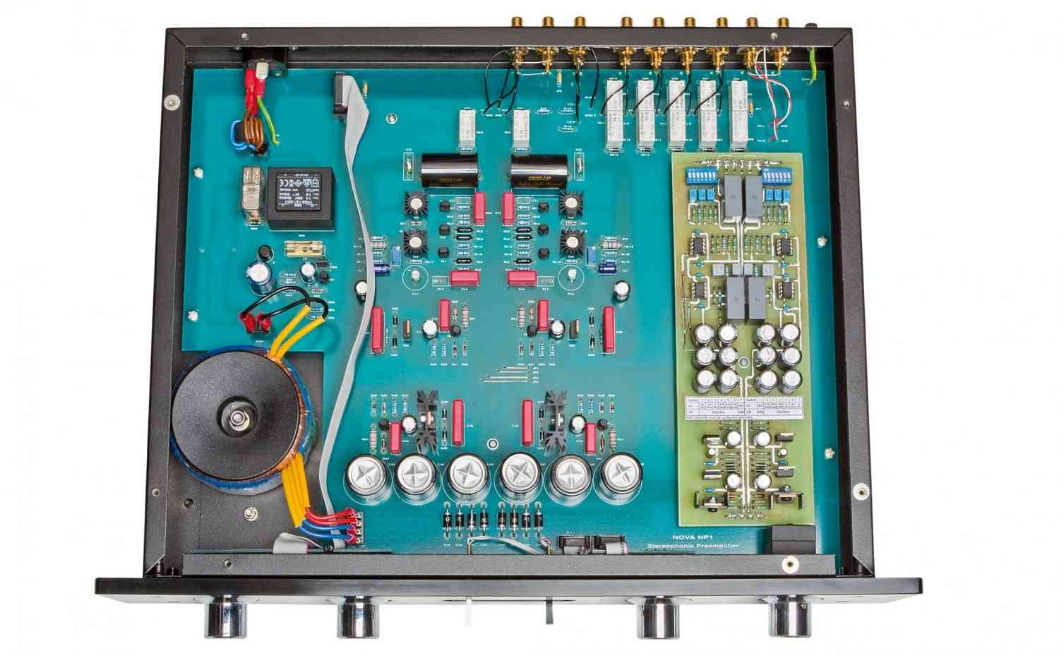 Vor-Endstufenkombis Hifi AEC C12 Phono / C24 Mono im Test, Bild 7