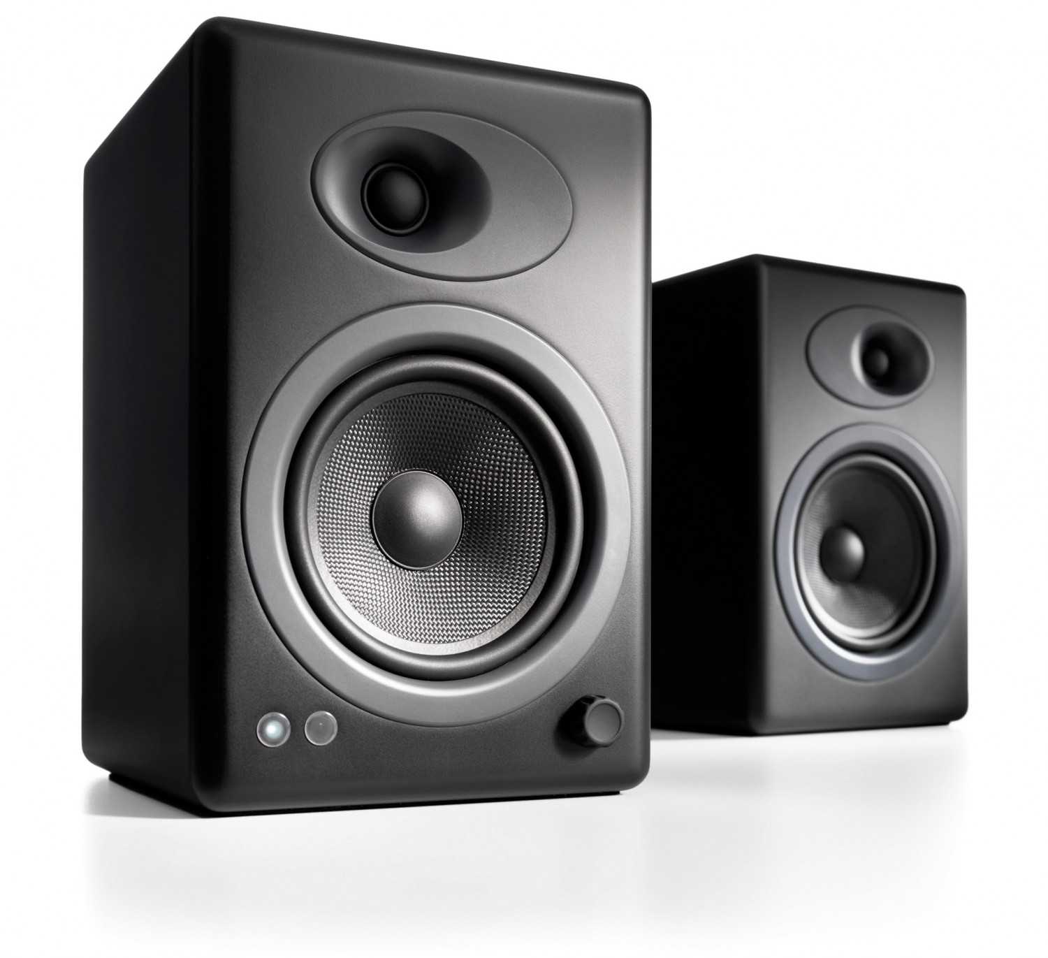 Tellerand: Audioengine A5+, Bild 2 Aktivlautsprecher Audioengine A5+ im Test, Bild 2