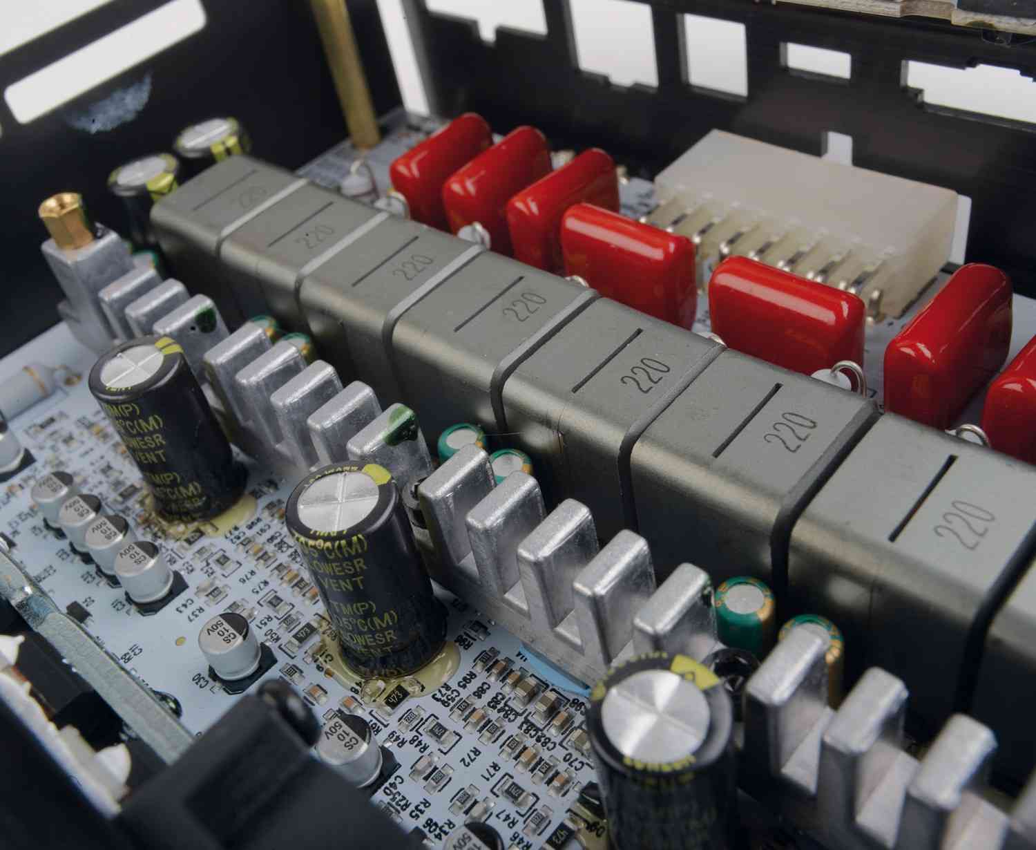 Car HiFi Endstufe Multikanal Arc Audio PS8-50 im Test, Bild 15