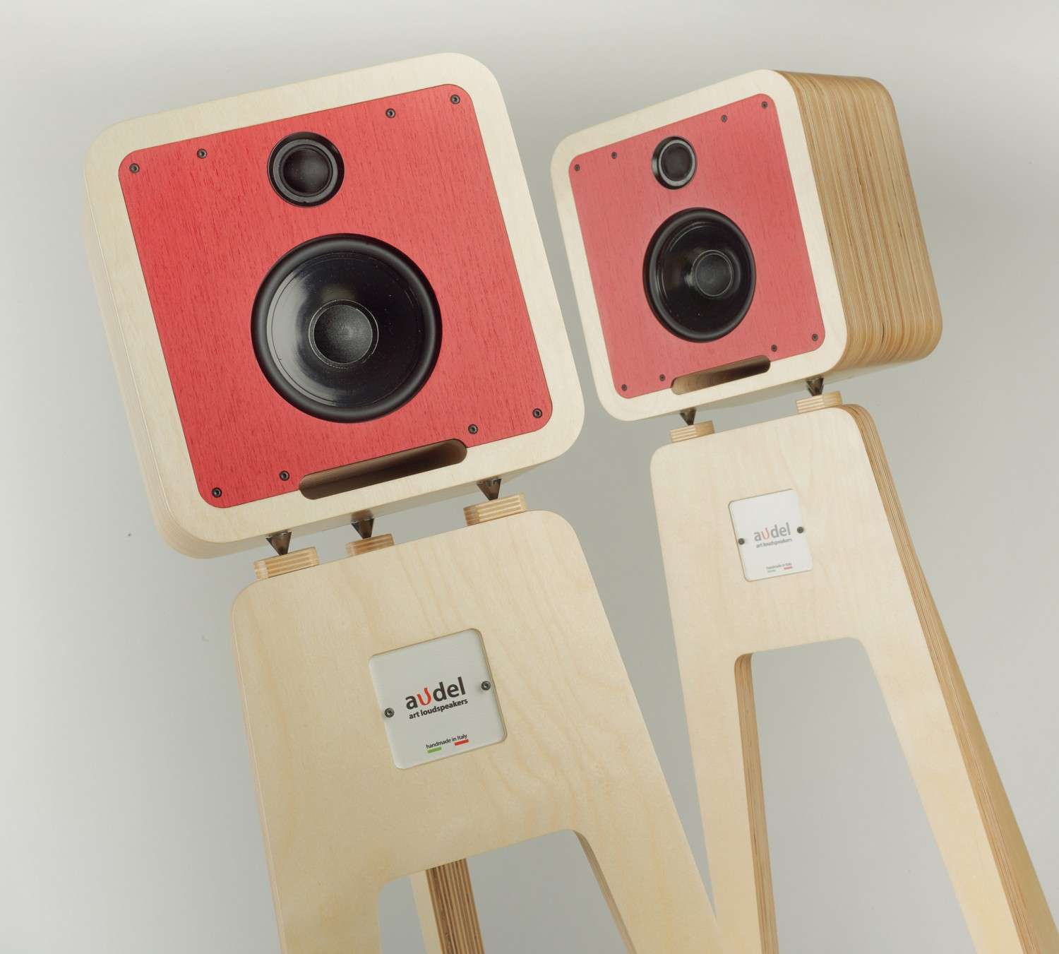 Vielschichtig: Audel Amika, Bild 1 Lautsprecher Stereo Audel Amika im Test, Bild 1