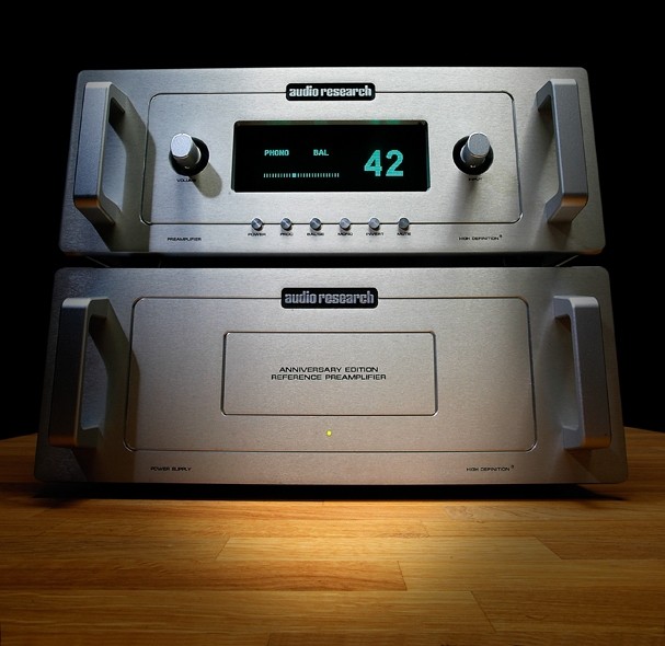 AV-Vorstufen Audio Research Anniversary Edition Reference Preamplifier im Test, Bild 1