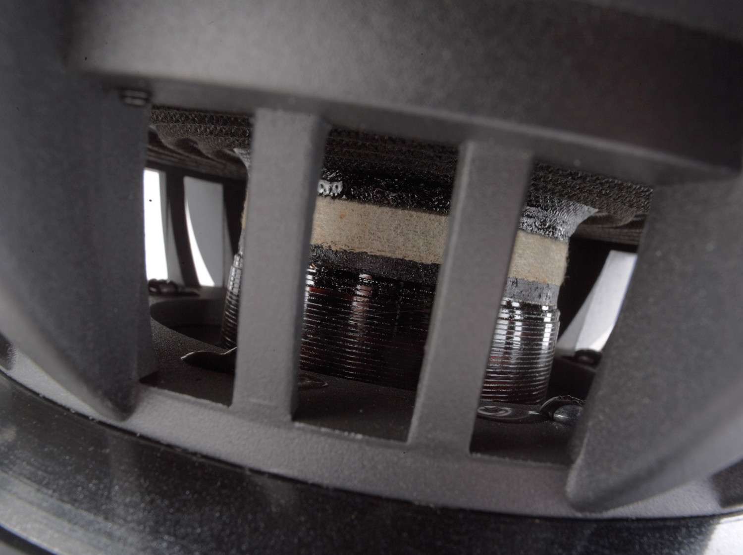 Car-Hifi Subwoofer Chassis Audio System H15 Evo BR im Test, Bild 4